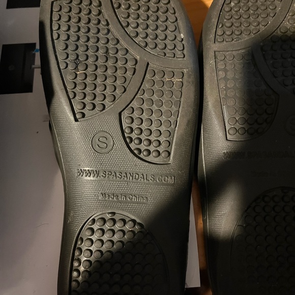 Yea baby slides - Picture 2 of 2